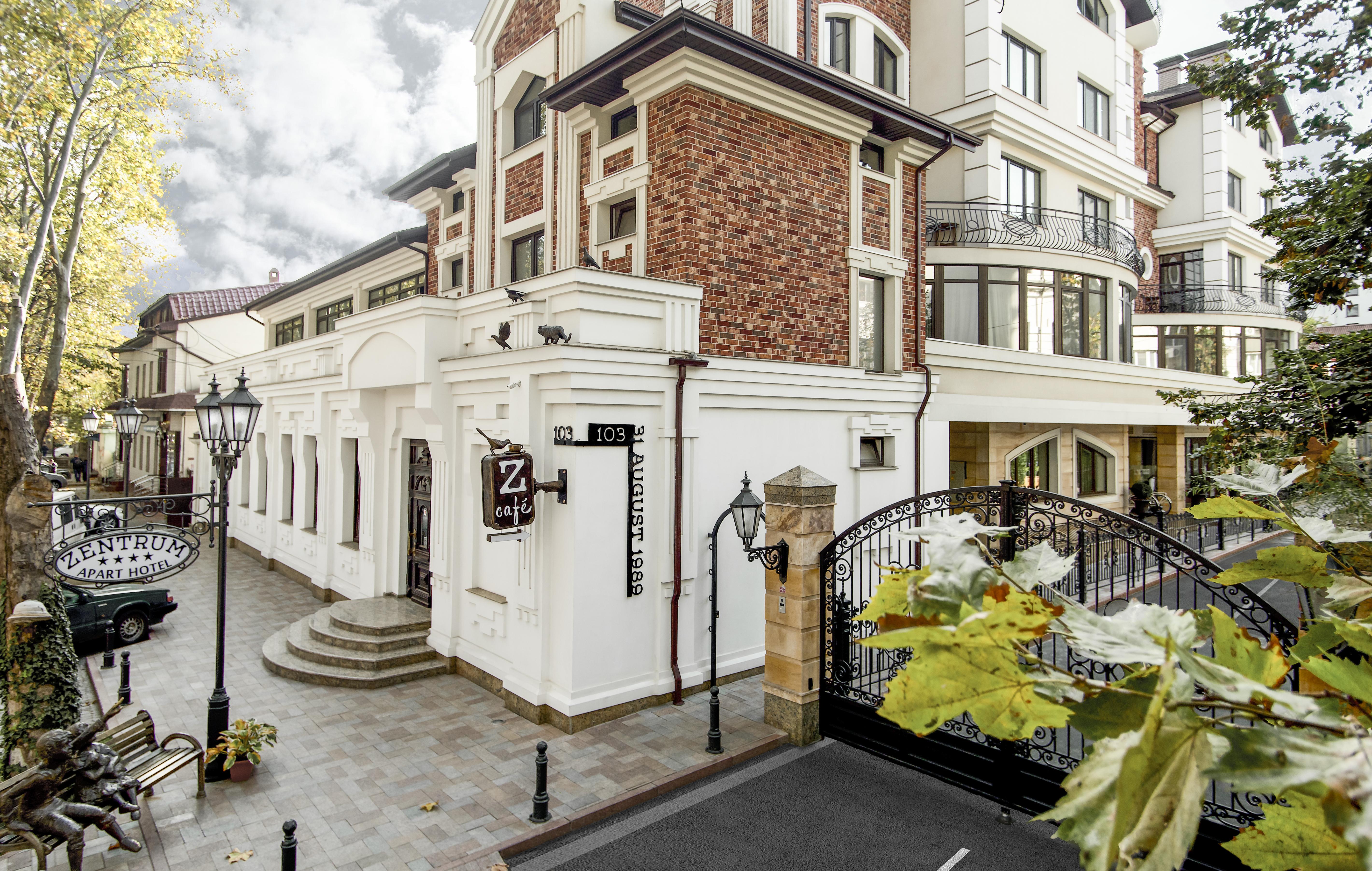 Zentrum Hotel Chisinau Ngoại thất bức ảnh