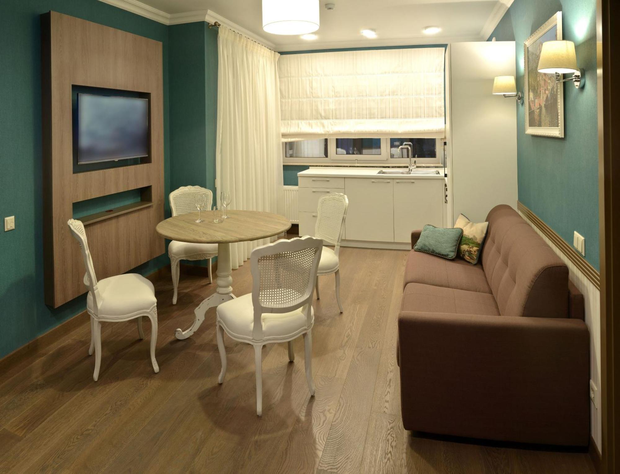 Zentrum Hotel Chisinau Ngoại thất bức ảnh