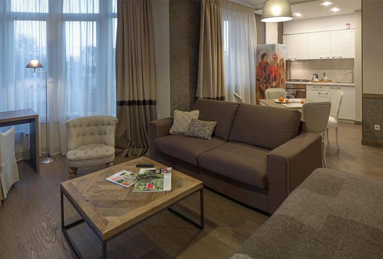 Zentrum Hotel Chisinau Ngoại thất bức ảnh